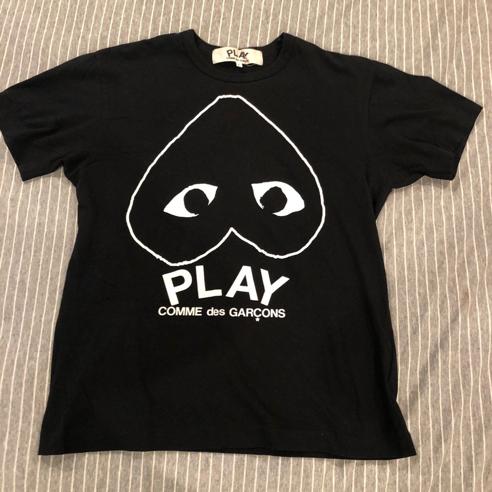 Comme des Garçons Play Upside Down Heart Tee